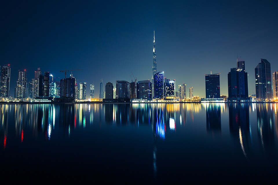 Downtown Dubai mit dem Burj Khalifa, Sitz von SPIZZICANDO International